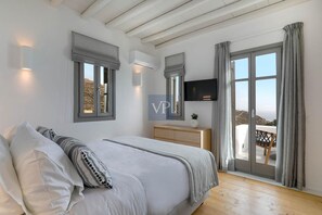 Vila | 5 quartos, Wi-Fi de cortesia, roupa de cama