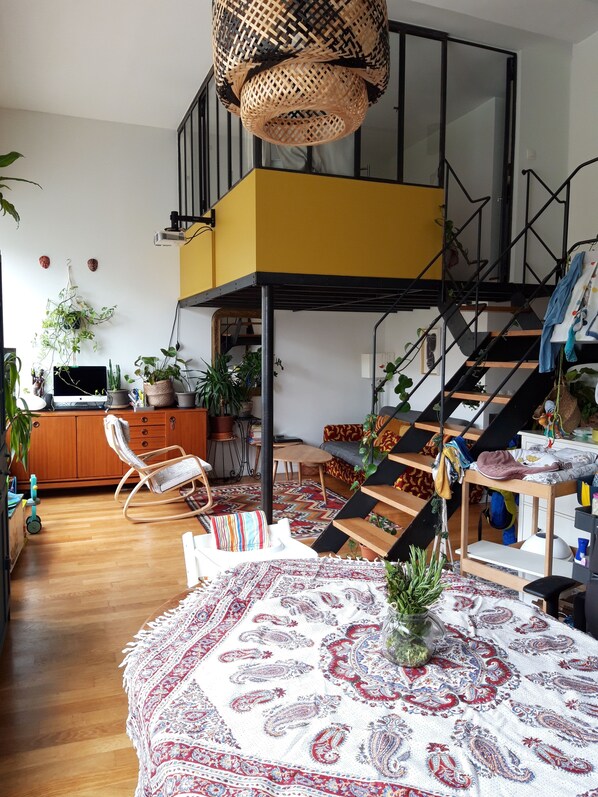 Interior - 2 Bedroom Apartment in Bagnolet (Bagnolet)