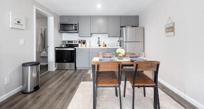 Cozy den in Columbus