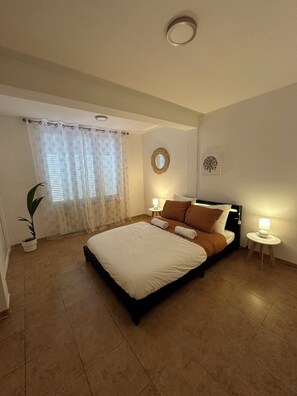 2 bedrooms, WiFi, bed sheets