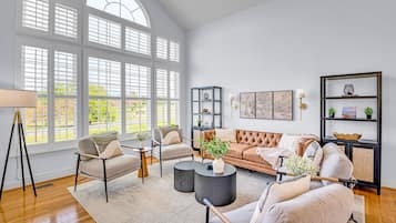 Smart TV, fireplace, foosball, books