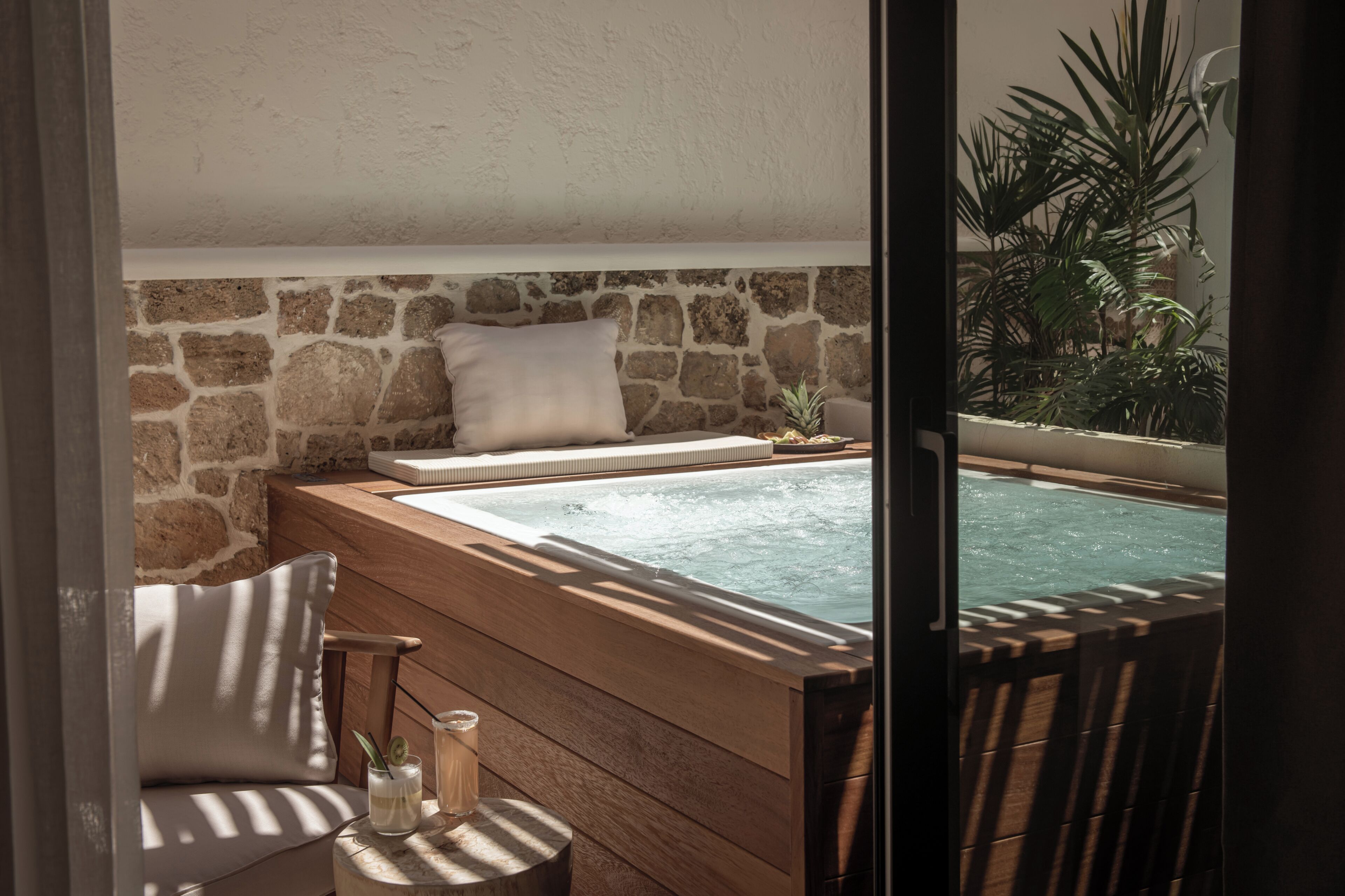 Chambre Triple, bain à remous