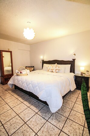 Standard Room | Blackout curtains, free WiFi - Hotel Casa Linda (San Cristóbal de las Casas)