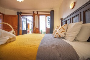 基本客房, 1 張特大雙人床 | 遮光布/窗簾、免費無線上網