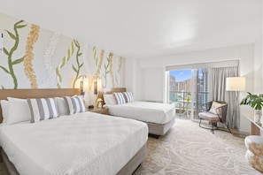 デスク、アイロン / アイロン台、WiFi (無料)、ベッドシーツ