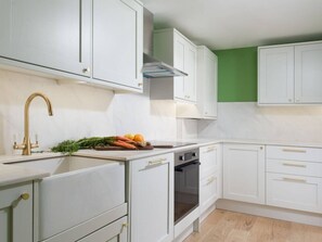 Refrigerador, horno, placa de cocina, lavavajillas