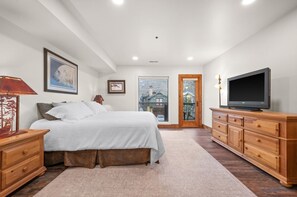 2 dormitoris, escriptori, wifi gratuïta i roba de llit 