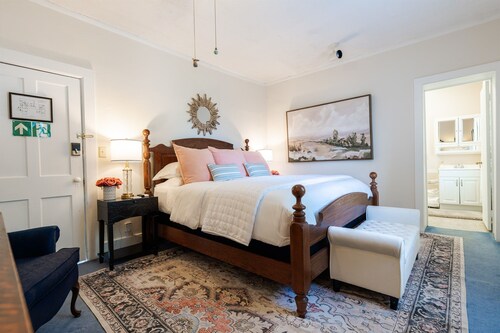 Savor the Sunrise: Breakfast at the Victorian Inn