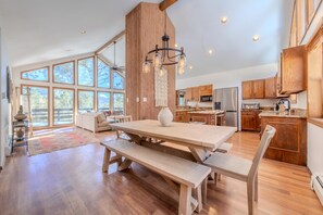 4 bedrooms - Chalet Alta by Boutiq (Angel Fire)