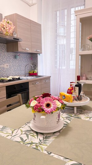 雪櫃、焗爐、爐具、咖啡機/沖茶器