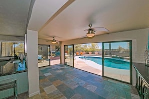 Pool - Stunning Pool / 3BR 2BA / Big Views / Sleeps 8 (Tucson)