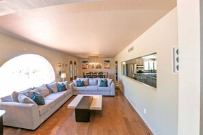 Smart TV, fireplace, table football