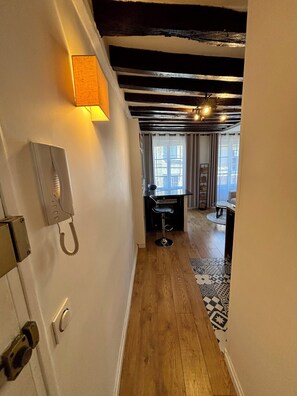 Interior - Charming Apartment in Center Paris (Paris)
