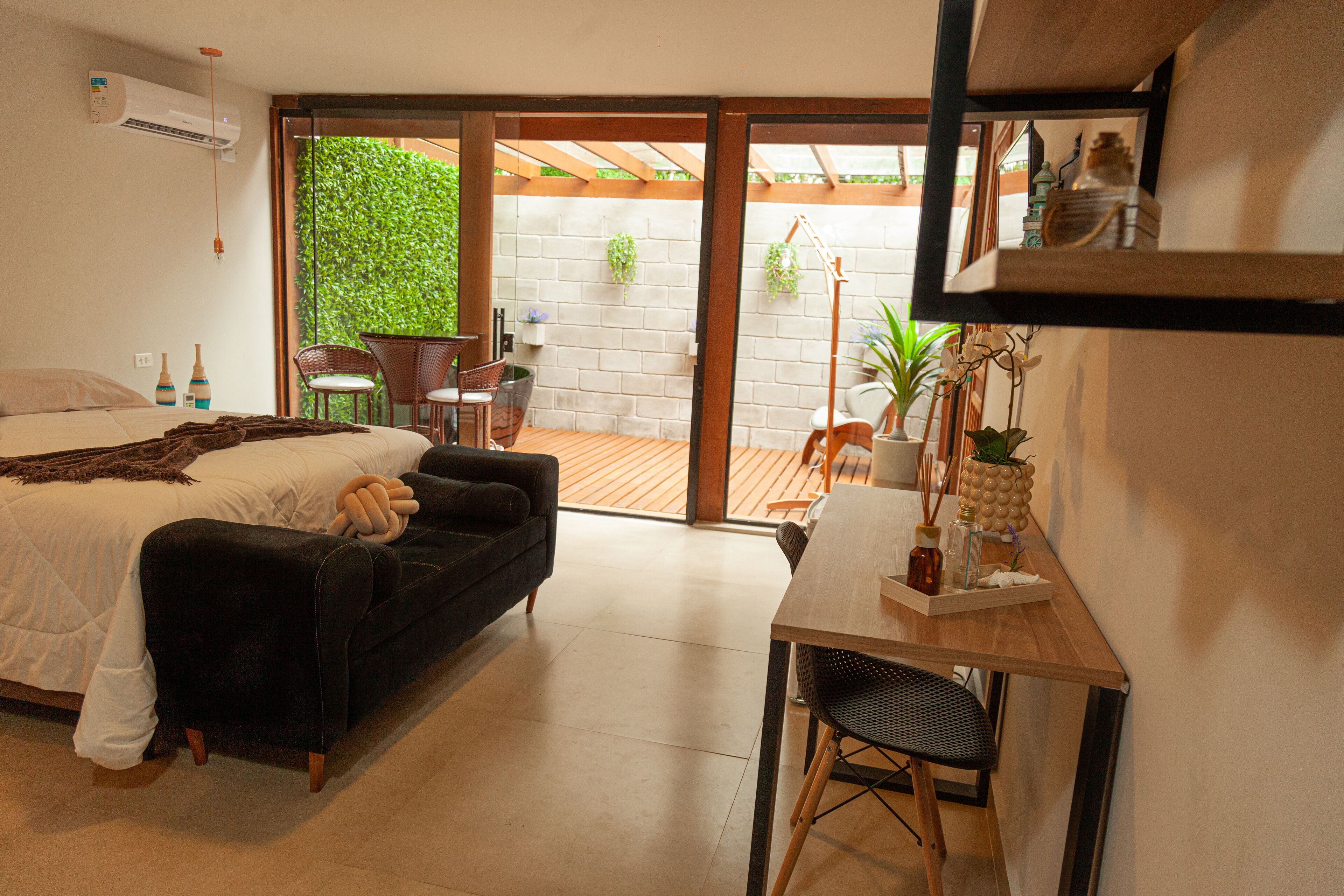 Suíte romântica | Wi-Fi de cortesia, roupa de cama