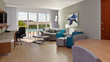 Suite | Minibar, coffres-forts dans les chambres, bureau