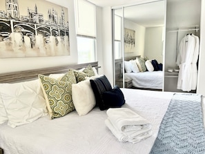 3 bedrooms, iron/ironing board, travel crib, free WiFi