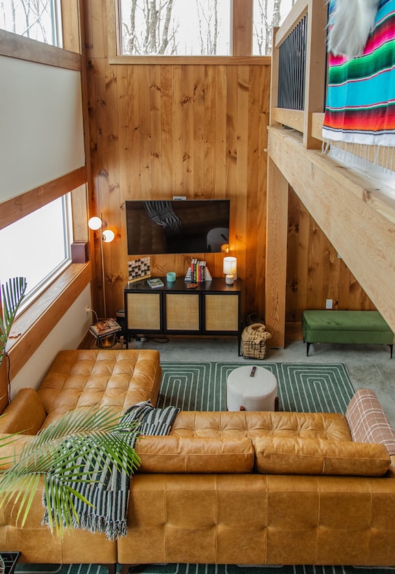 Noir Haus- A Custom Built Designer Cabin On Two Private Acres. - Jim Thorpe, PA