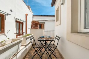 Outdoor dining - La Casetta di Ro - Ortigia Holidays (Siracusa)