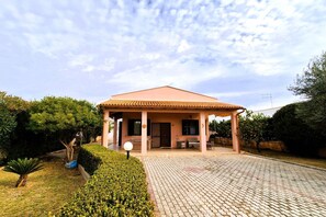 Exterior - Villa del Mandorlo - Ortigia Holidays (Arenella)