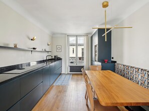 Dining - Chaillot - Lübeck II 2bdr by B'Your Home (Paris)