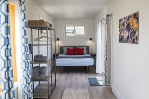 1 habitación, escritorio, wifi gratis y ropa de cama 