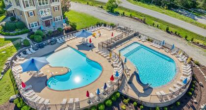 Dog-Friendly 2BR Lodge, Pool by Big Cedar