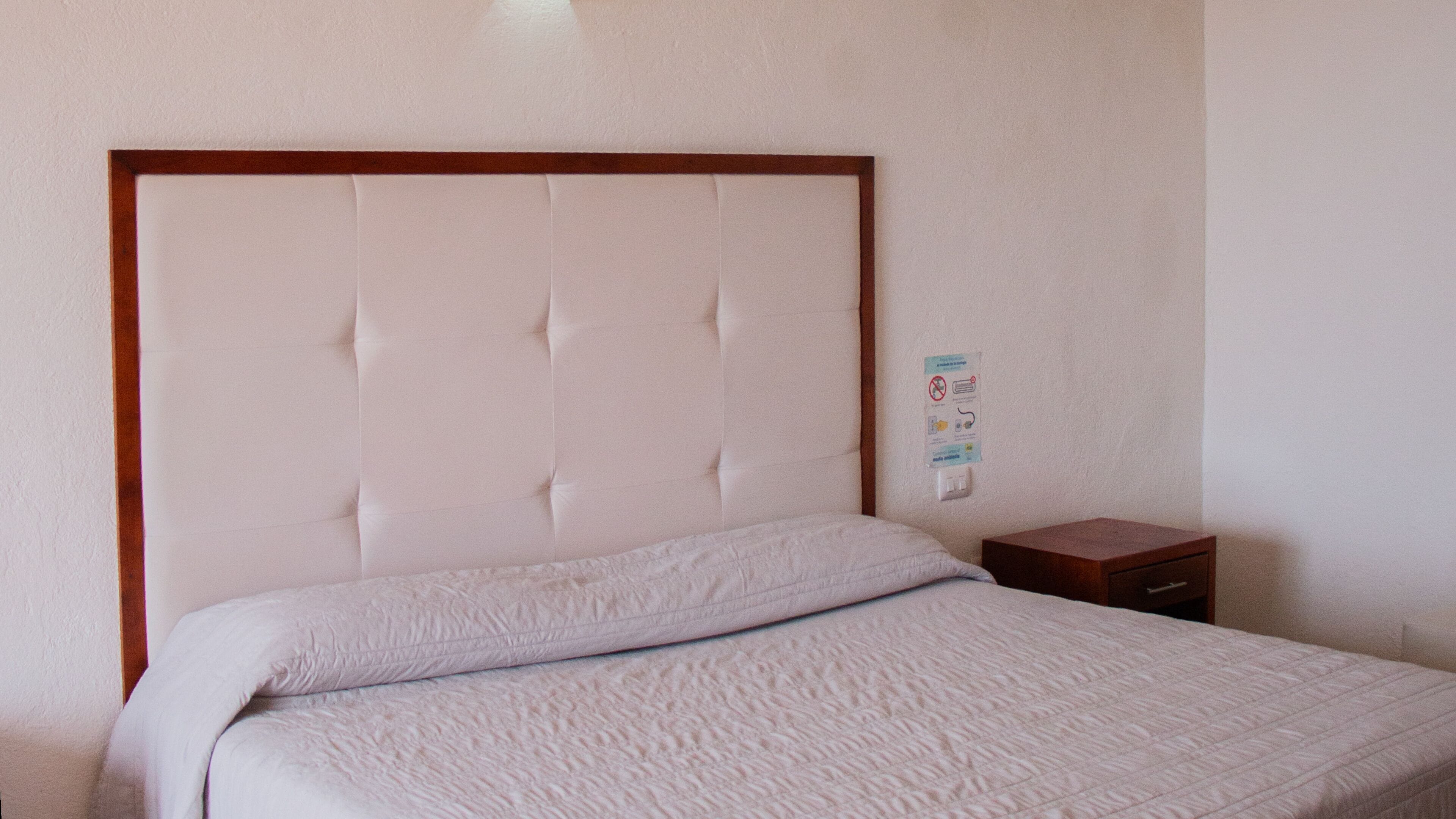 Deluxe Room | Free WiFi, bed sheets
