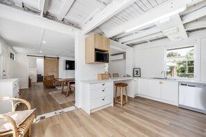 Interior - The 'Dingaling in Aldinga Beach (Aldinga Beach)