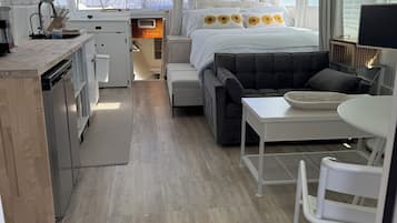 1 chambre, fer et planche Ă repasser, Wi-Fi, draps fournis