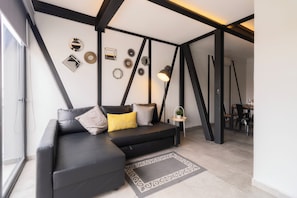 Panoramic Apartment FPH1 | Aire de séjour | Téléviseur connecté de 50 po avec télévision numérique, Netflix