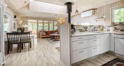 4 bedroom beautiful home in Skjern