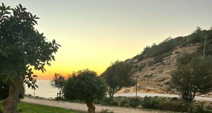 Chabella!!! Charm Beach Lofts & Apartments SEA View