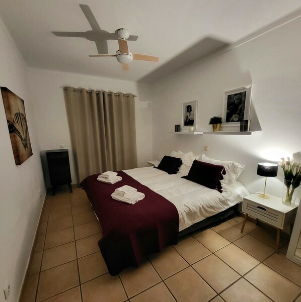 2 Schlafzimmer, Bügeleisen/Bügelbrett, Reisekinderbett, WLAN