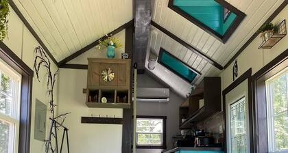 Tiny Home - View of Center Hill Lake