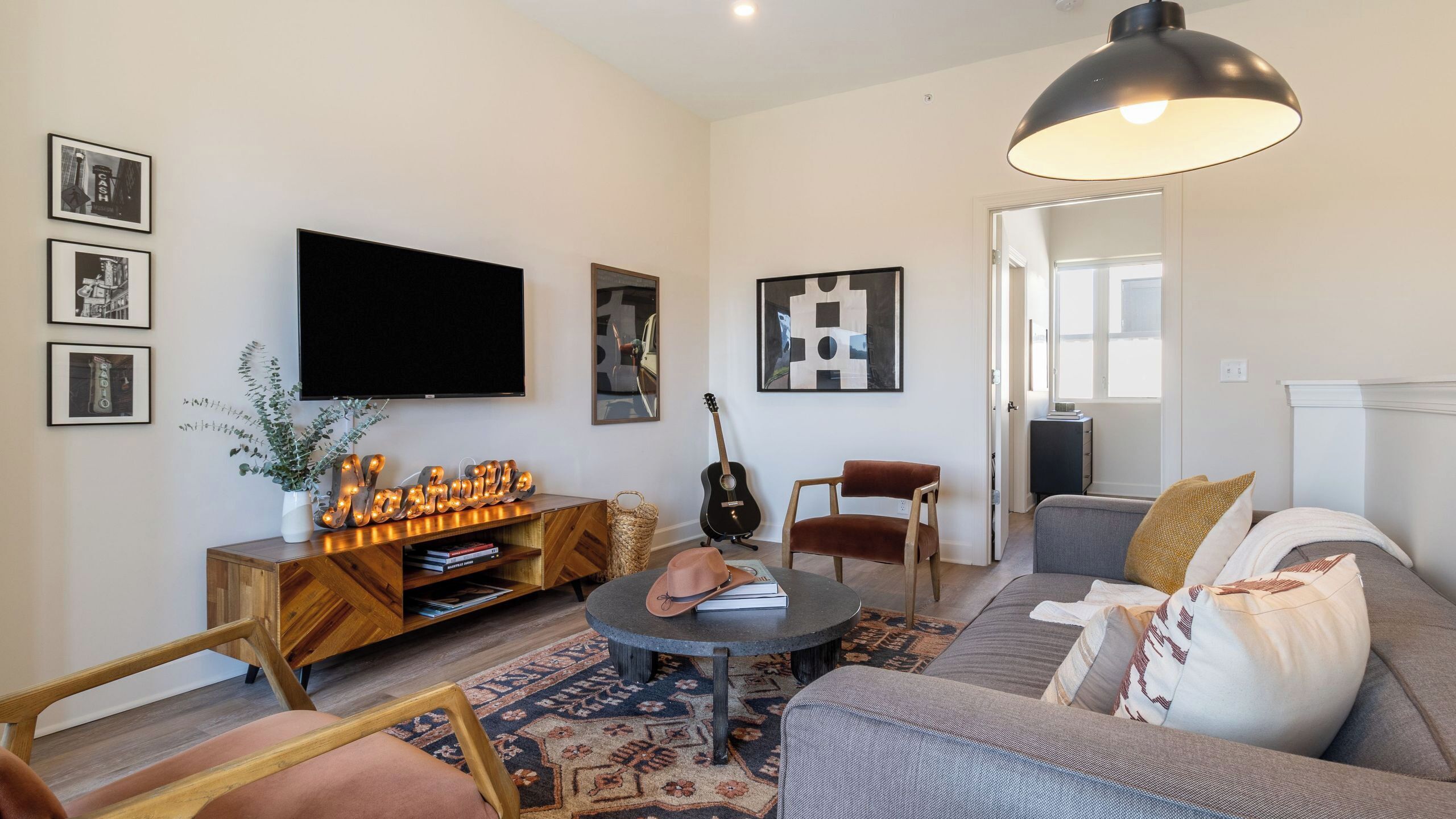 Hus (5 Bedrooms) | Vardagsrum | Tv