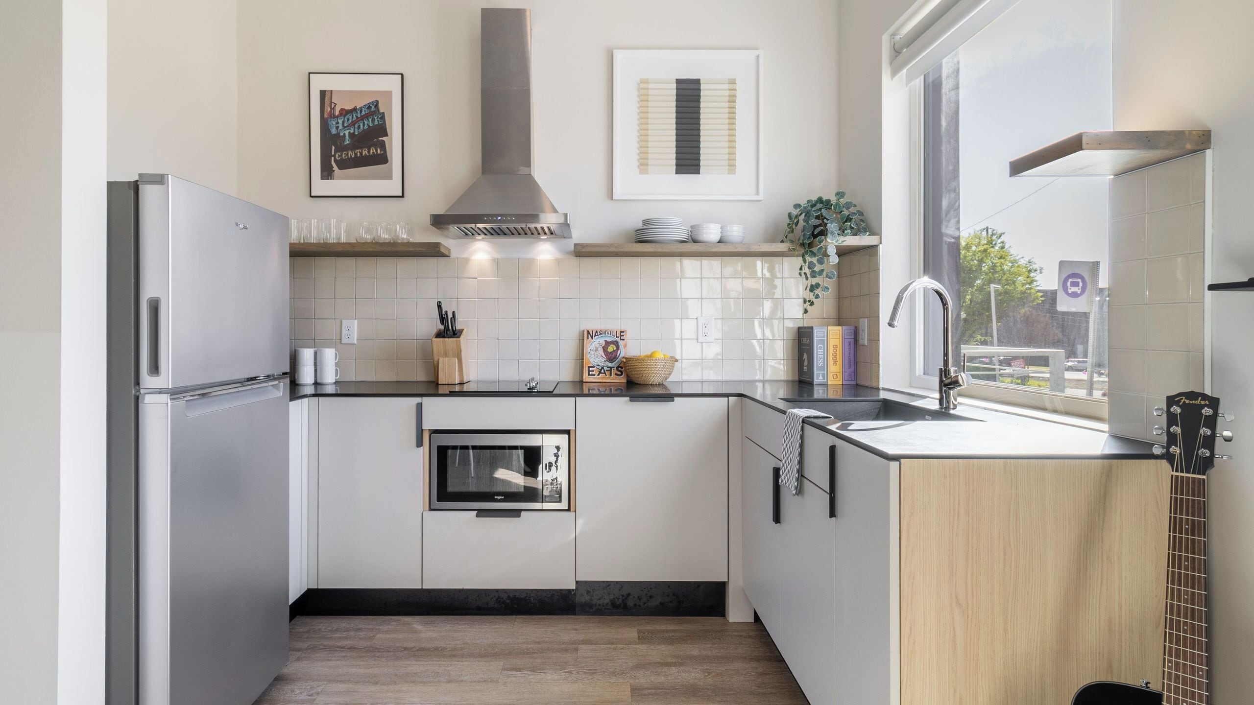 Hus (5 Bedrooms) | Eget kök | Kylskåp, ugn, spishäll och diskmaskin