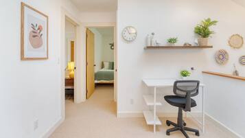 3 bedrooms, desk, iron/ironing board
