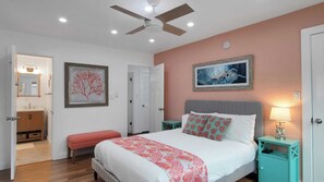 House (2 Bedrooms) | Interior - Shem Creek Retreat by Avantstay 10 Mins to Downtown Charleston Yard + Patio (Mount Pleasant)