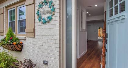 Shem Creek Retreat by Avantstay 10 Mins to Downtown Charleston Yard + Patio