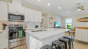 House (4 Bedrooms) | Interior - Patio Lounge w/ Firepit! Nature Preserve Views Surf-n-dipity by Avantstay (Port Aransas)