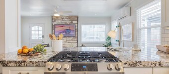 Surfrider I by Avantstay Walk to the Beach + Patio