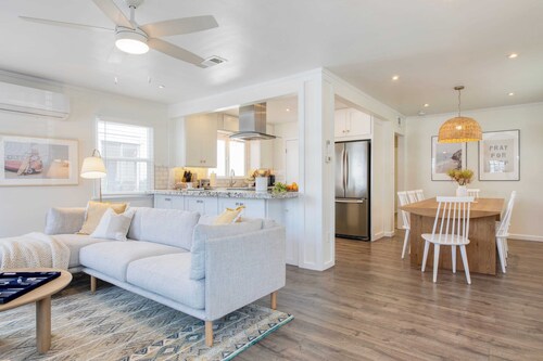 Surfrider I by Avantstay Walk to the Beach + Patio