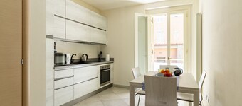 Little Venice Bright Apartment with Balcony!