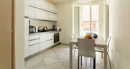 Little Venice Bright Apartment with Balcony!