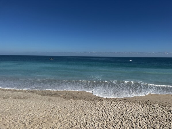 ビーチ、サンラウンジャー、ビーチタオル