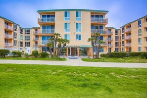 Exterior - Special Discounted Rate - Len and Marys Beach Front 2 Bedroom Condo (San Diego)