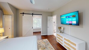 4 Schlafzimmer, Bügeleisen/Bügelbrett, WLAN, Bettwäsche