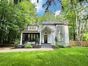 Exterior - The Haven at Sawyer: Luxury Escape in SW Michigan near Warren Dunes (Sawyer)