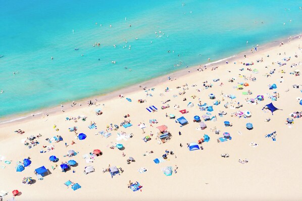 Beach nearby, sun loungers, beach towels - The Haven at Sawyer: Luxury Escape in SW Michigan near Warren Dunes (Sawyer)