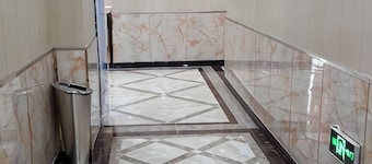Tongling Baihui Business Hotel